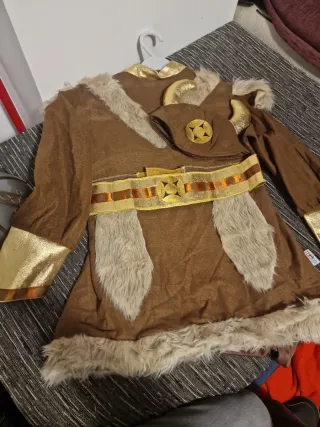 Disfraz Vikinga Infantil 10/12 años y Casco cuerno