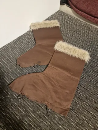 Disfraz Vikinga Infantil 10/12 años y Casco cuerno