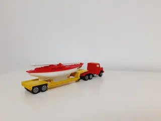 Camión Majorette Magirus-Deutz con Barco