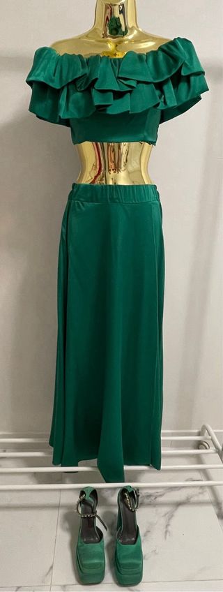 Conjunto Top e Saia Cetim Verde