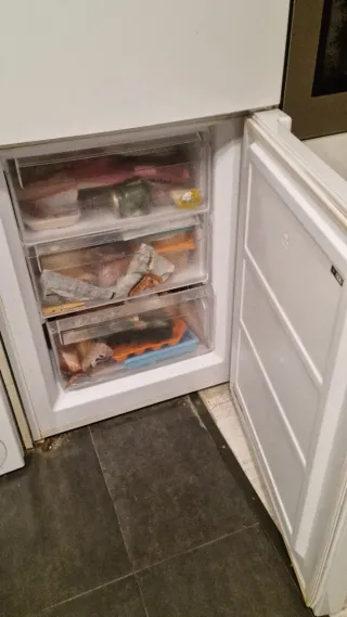 Nevera Svan Combi Blanca