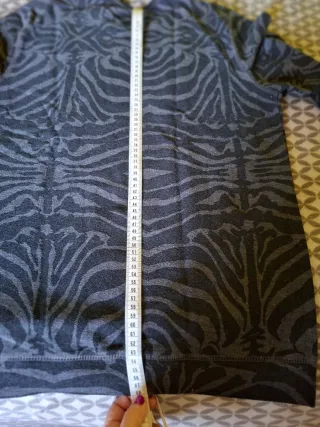 Camiseta Fórmula Joven Talla 4 Gris