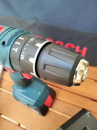 Taladro Atornillador BOSCH GSB 18V-21