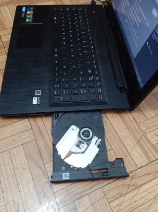 Portátil Lenovo G50-45 Negro