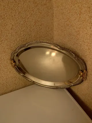 Bandeja mediana antigua ovalada