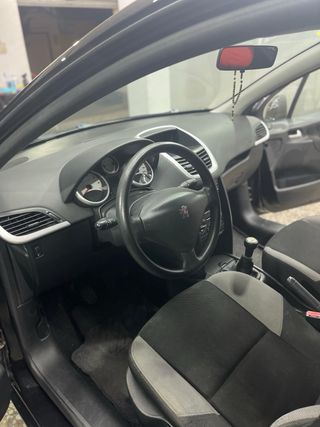 Peugeot 207 1.4 2008