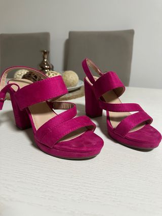 Lote Zapatos Mujer: Botines, Sandalias y Mocasines