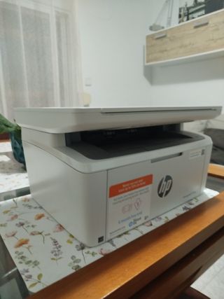 Impresora HP LaserJet MFP M140we