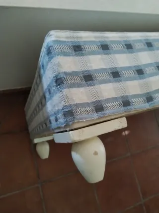 Divania, canapé, cama de dia vintage.