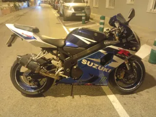 Suzuki GSX-R 600 K4