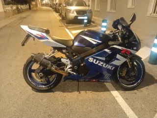 Suzuki GSX-R 600 K4