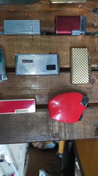 Collezione di accendini vintage