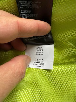 Cortavientos impermeable The North Face verde