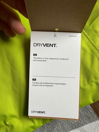 Cortavientos impermeable The North Face verde