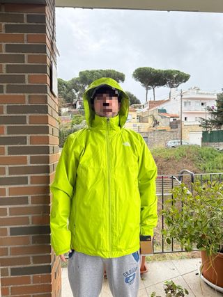 Cortavientos impermeable The North Face verde