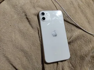 iPhone 11 Apple