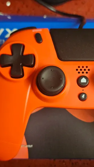 Mando Gioteck VX4 Wired Rojo