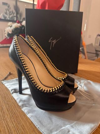 Giuseppe Zanotti Décolleté Nere Tg.37