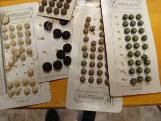 Lote de botones antiguos