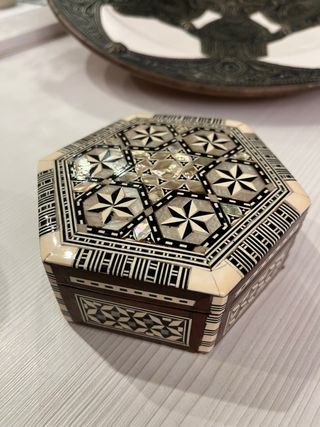 Joyero antiguo de madera comprado en Egipto