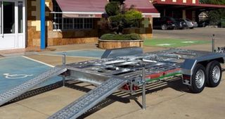 Remolque portacoches galvanizado