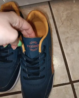 Sneakers uomo blu e marroni