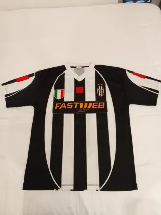 Camiseta Juventus Talla L. Año 2002-2003