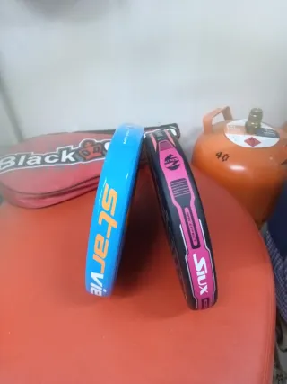 2 Racchette da Padel Starvie e Tsunami