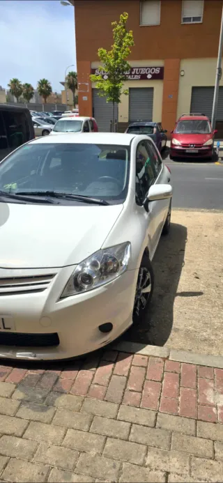 Toyota Auris 2012