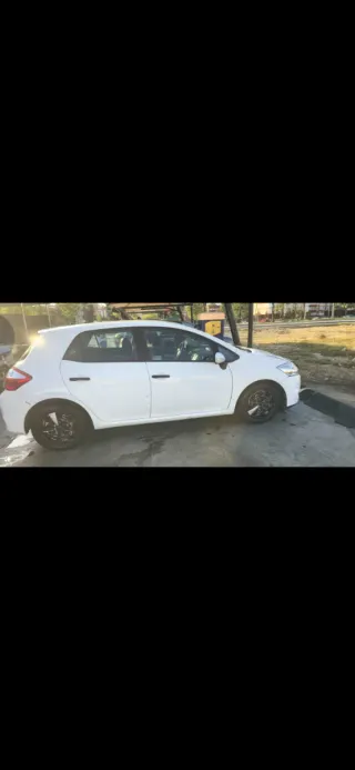 Toyota Auris 2012