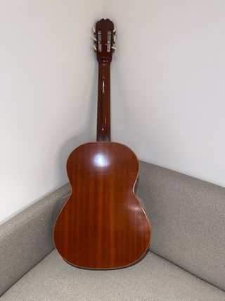 GUITARRA CLASICA ADMIRA MENINA