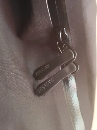 Chaqueta Arc'teryx Alpha SV Negra Talla L