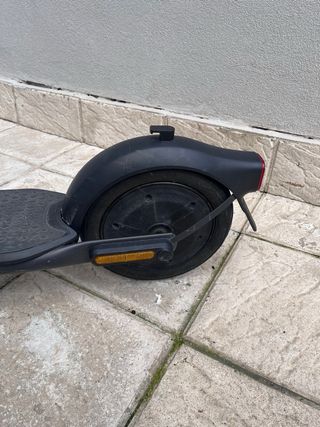Patinete Eléctrico Segway-Ninebot F2E