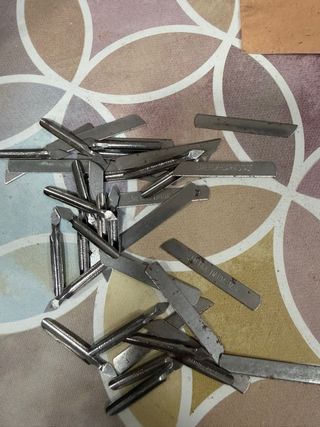 Plumas antiguas de metal