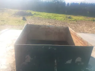 Cuba de agua para riego