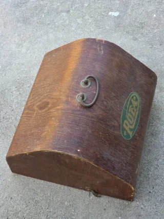 Tapa de madera máquina de  escribir ROFA