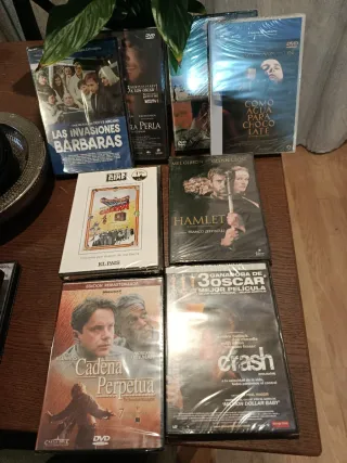 Lote 8 DVD di Film Nuovi