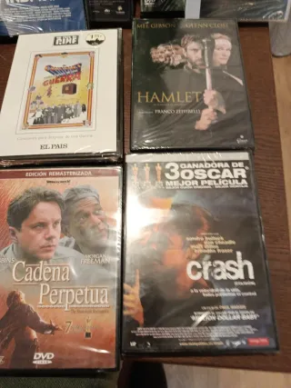 Lote 8 DVD di Film Nuovi
