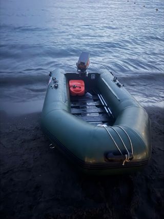 Barca neumatica 330 + motor Mariner 8cv