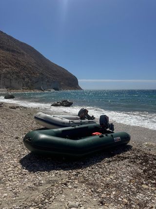 Barca neumatica 330 + motor Mariner 8cv