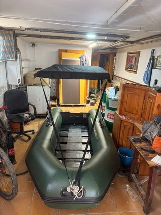 Barca neumatica 330 + motor Mariner 8cv
