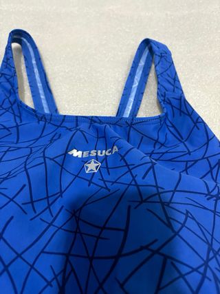 Bañador natación azul estampado