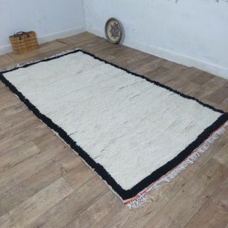 Alfombra Beni Ouarain 260x140 cm – Lana Natural