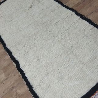 Alfombra Beni Ouarain 260x140 cm – Lana Natural