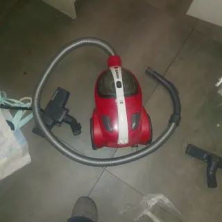 Aspiradora Hoover Roja