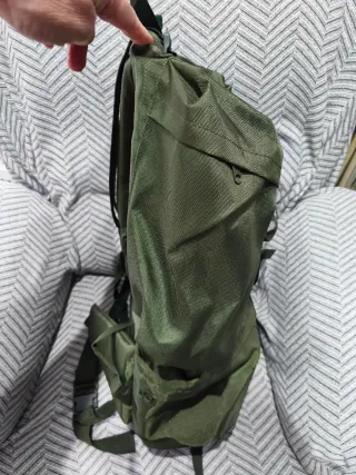 Mochila de acampada Outbound verde