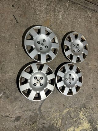 4 Tapacubos Peugeot Originales 15