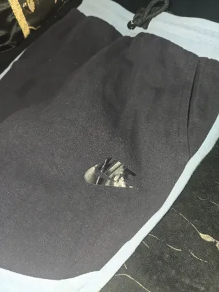 Pantalón Nike Negro y Azul