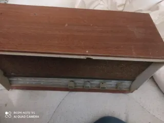 Radio antigua madera