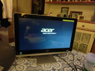 Acer All-in-One PC Intel Pentium 4GB RAM